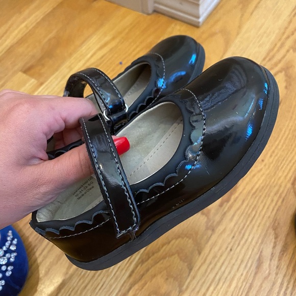 Girls shoes size 10 - Picture 6 of 6